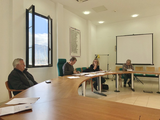 Résumé & délibérations du Conseil municipal du 27 avril 2020 Résumé & délibérations du Conseil municipal du 27 avril 2020