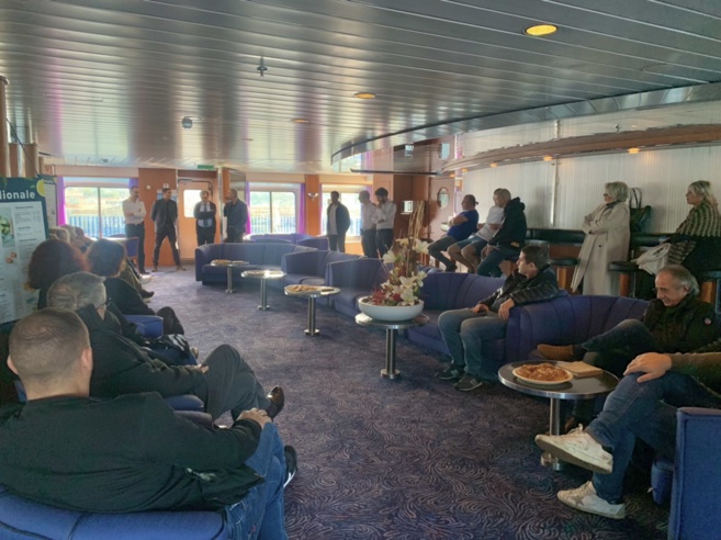 Bonne mer au Kalliste et à La Méridionale Bonne mer au Kalliste et à La Méridionale