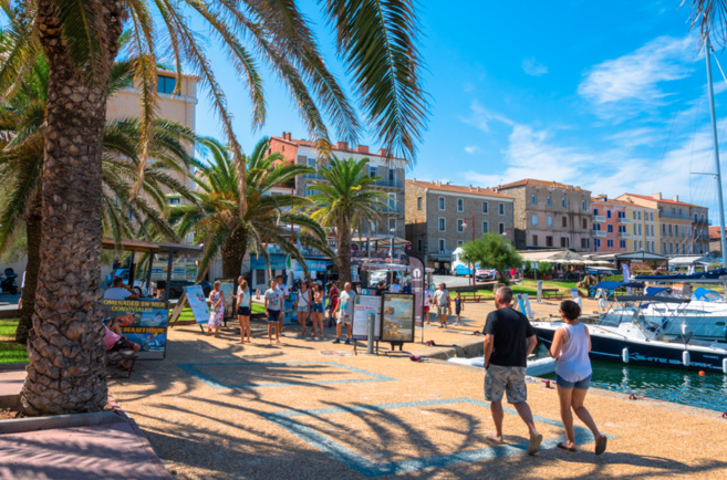 Le Port de plaisance Le Port de plaisance