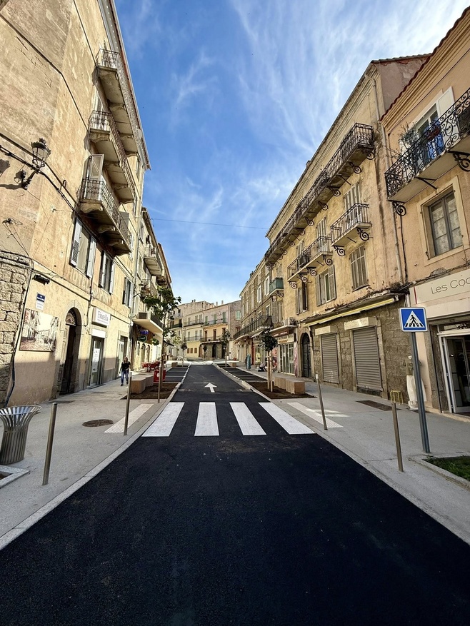 La rue du Général de Gaulle dévoile son nouveau visage