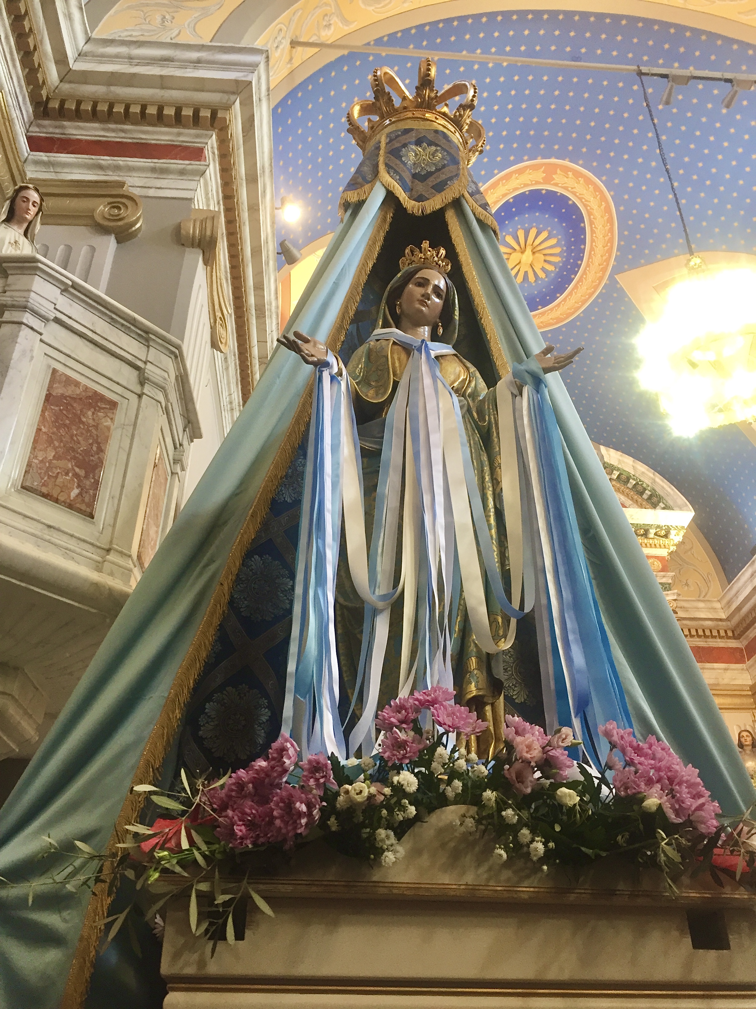 TRADITION : Sortie votive de la Sainte Vierge, Patronne Tutélaire de notre île et de notre ville !